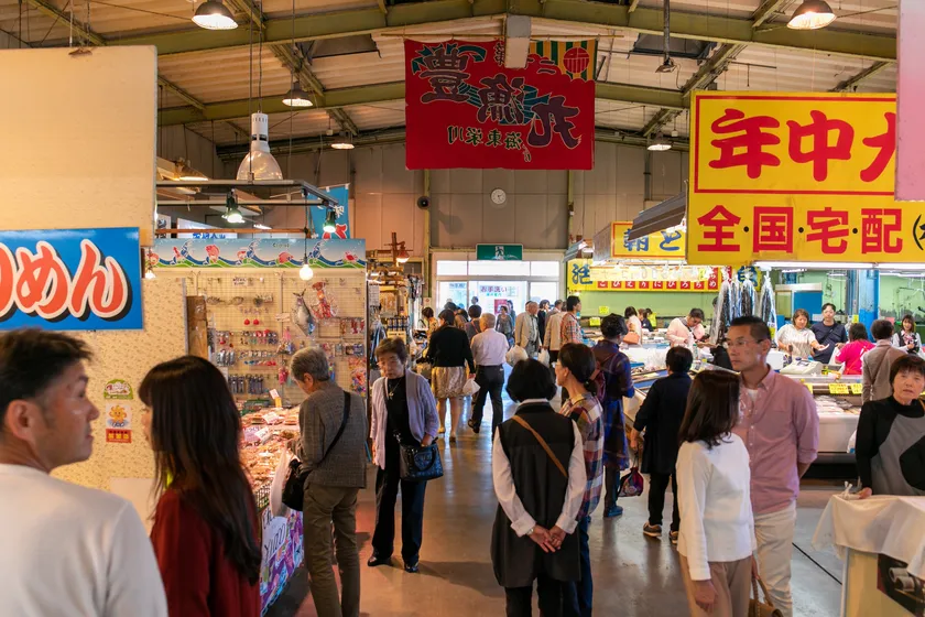 魚ひろば店内