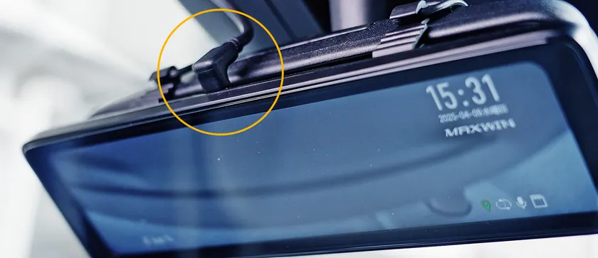 本体への接続は配線1本のみ