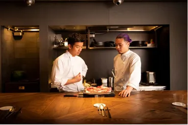 左：米澤文雄　右：久松暉典