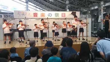 「音楽の祭日」過去開催の様子(大阪・時空の広場)