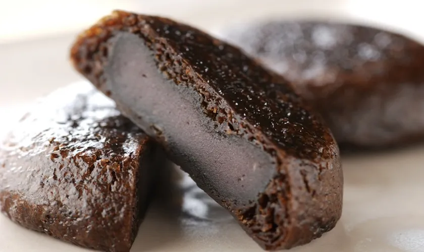 1番人気商品「黒平まんじゅう」