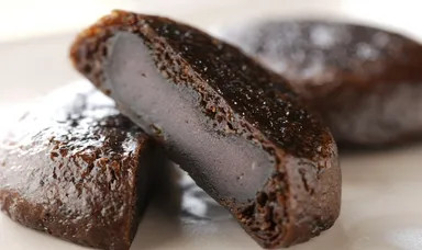 1番人気商品「黒平まんじゅう」