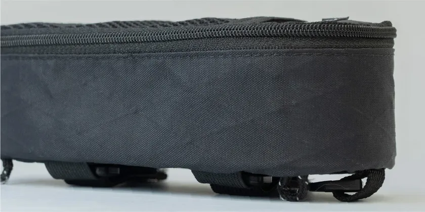 軽量・強度・防水性に優れたX-PAC