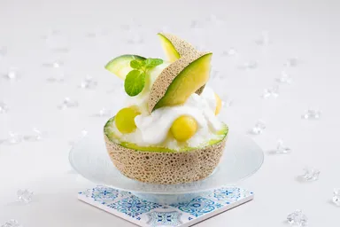 南張メロンかき氷～練乳のエスプーマ仕立て～