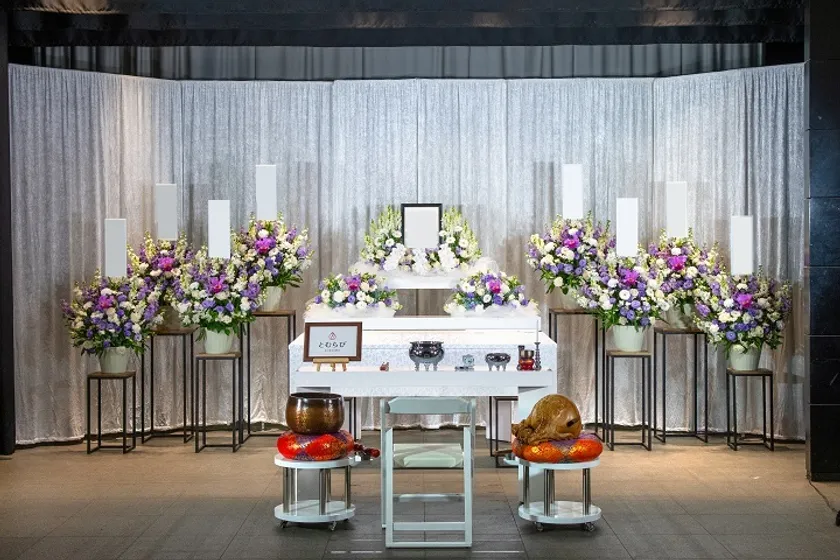 花で彩るお葬式 オリジナル祭壇(2)