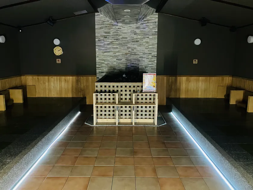 湯舞音龍ケ崎店 岩盤浴「炎夏」