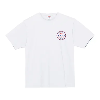 B. オリジナルロゴ入りTシャツ