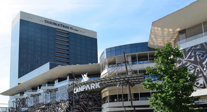 宿泊先:DoubleTree by Hilton