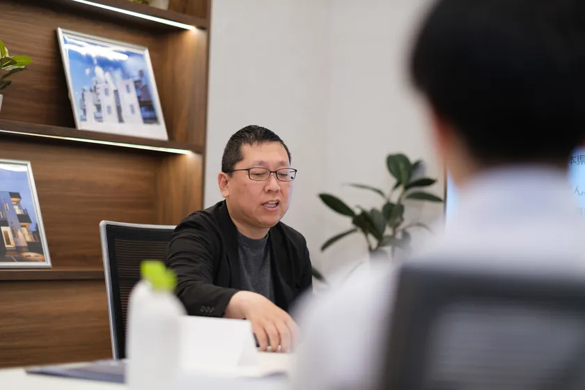 社長の藤本との対談セッション