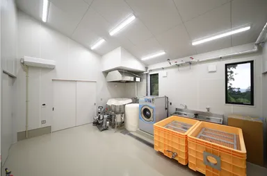 醸造所内(建設：浅野翼建築設計室　画像提供：浅野翼建築設計室)