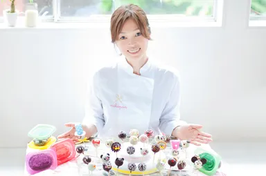 スイーツアーティスト：みほつづき／ミホパンポップケーキ 代表 都築 美穂