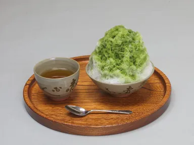 赤福氷とほうじ茶