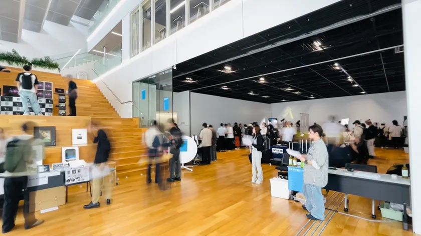 東京工芸大学「写真機材展2025」の様子