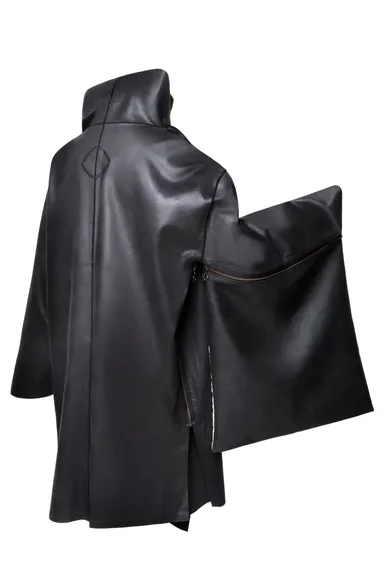 クッションカバーをキモノ袖として使用した例(背面)1