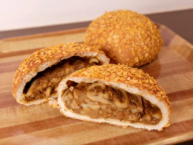 アゴラ丸亀カレーうどんパン