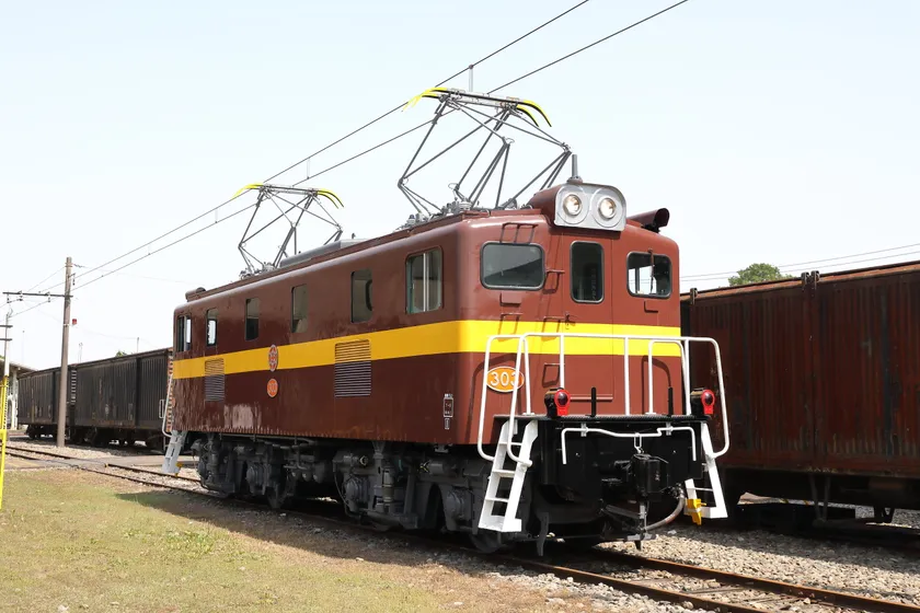 三岐鉄道カラー電気機関車(秩父鉄道分) イメージ1