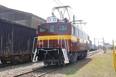 三岐鉄道カラー電気機関車(秩父鉄道分)　イメージ5