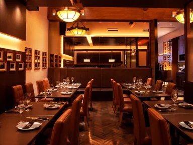 ベンジャミン グリル 京都店