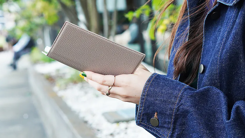 男女問わず使えるデザイン