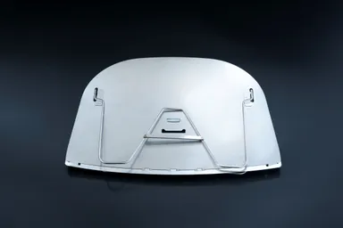 収納時の厚さは約1.5cm