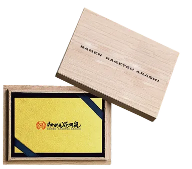 純金カード(3万円相当)