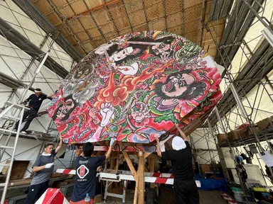 2024年Entre！参加者ねぷた解体の様子