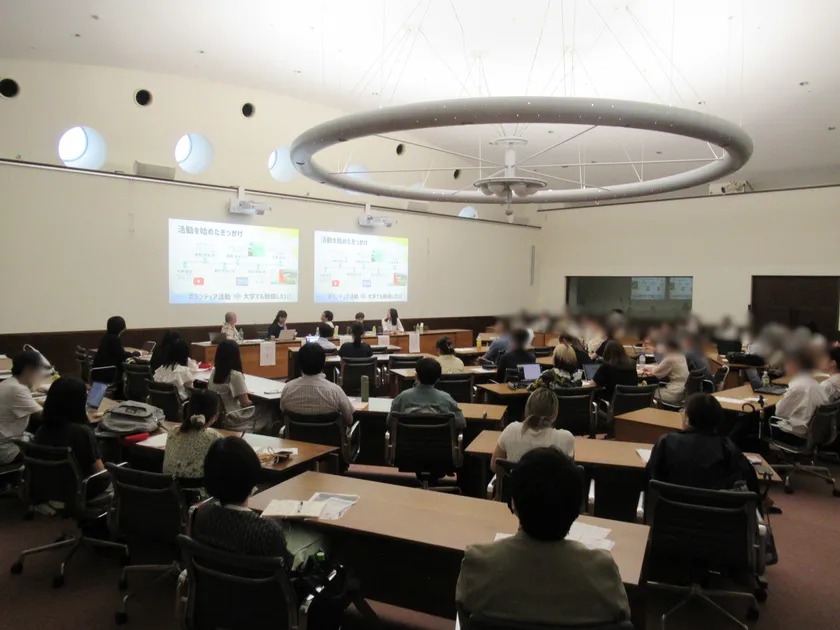 昨年度の様子:シンポジウム