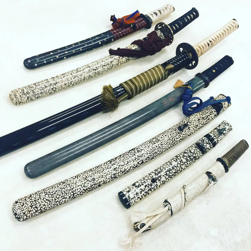 古来より日本刀に用いられているエイ革