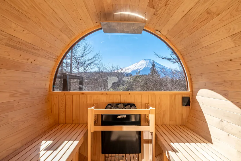 富士山ビューのバレルサウナ