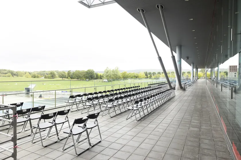 大和ハウス プレミストドーム テラス席