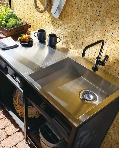 株式会社ユニソン(ガーデンシンク「フレイム」)