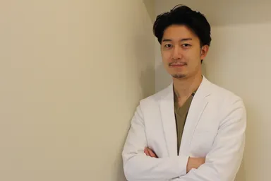 荻島 信也院長(麻布アムールクリニック)