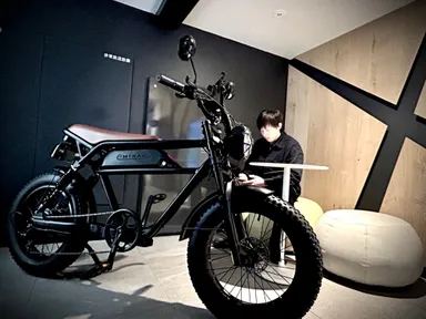 アバンブラック