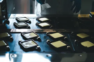 皆生の塩をイメージしたオリジナル銅板