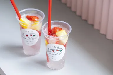 いちごのレモネード