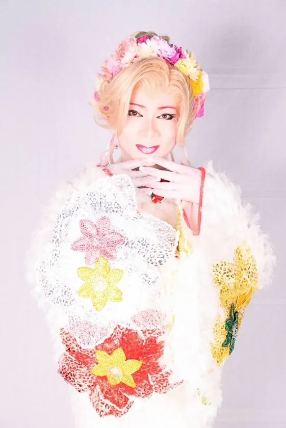 劇団心 碧月心哉座長による華麗な迫力あるステージを目の当たりで