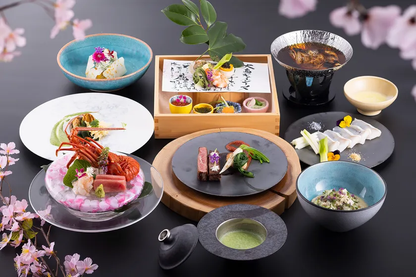 夕食 キュイジーヌコース