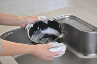 通常の食器と同じく洗浄可能