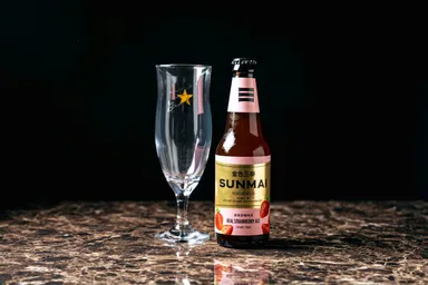 苺クラフトビール　SUNMAIストロベリーエール