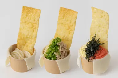 玉座うどん(MAX鈴木)