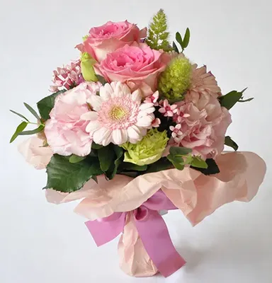 MOMOテラス_～5つの桃を揃えろ！～MOMOまみれビンゴ_モモ色ブーケ