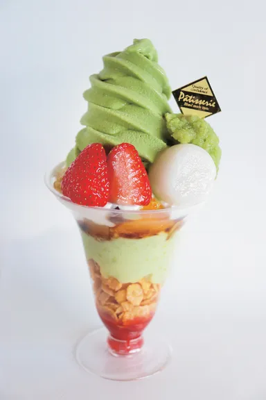 【ヴィクトリアンカフェ】