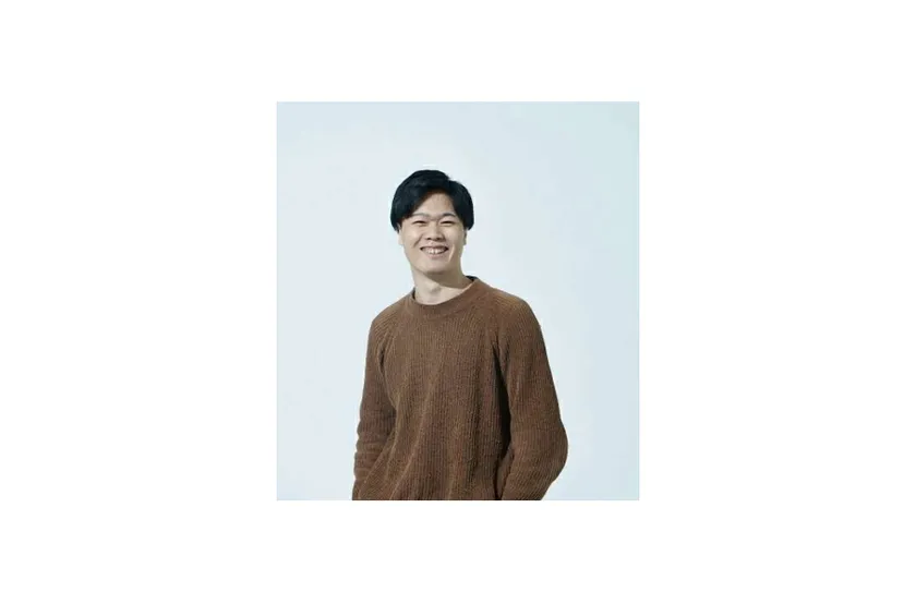 シニア・アソシエイト　矢崎 啓太
