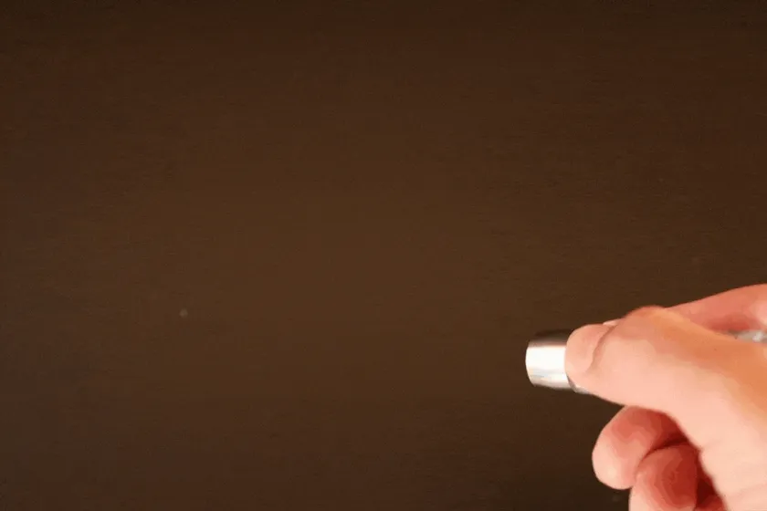 瞬時にHIGHモード点灯は、一瞬で強い灯りが必要な時に便利。