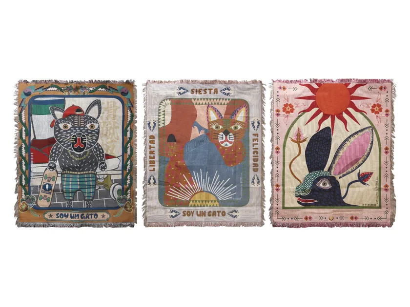 Black cat/Cat/Rabbit