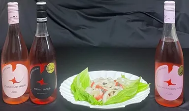 ロゼ3種とスモークサーモンのマリネ