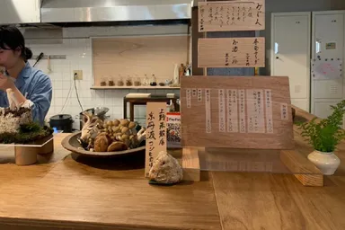 染食還食堂の様子