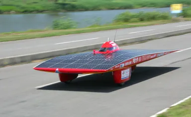 芦屋大学ソーラーカー2