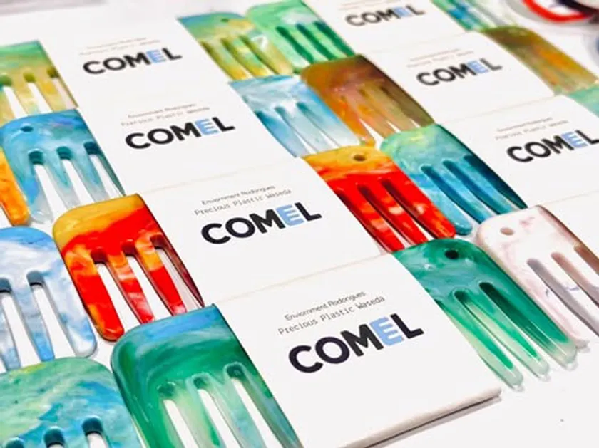 再生プラスチック製コーム「COMEL」