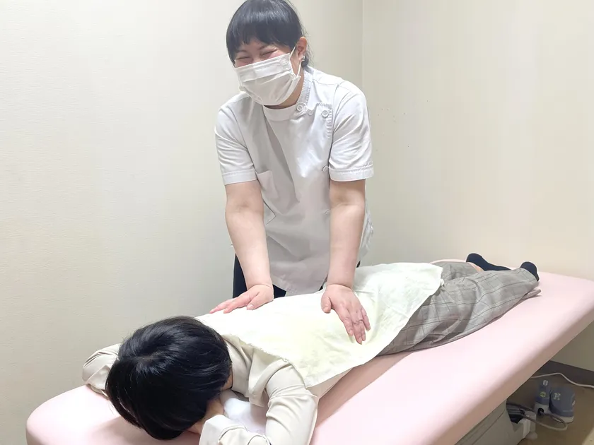 一兎舎ヘルスキーパー制度「いとここち」施術の様子1